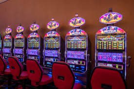 689slo အွန်လိုင်း စလော့ Free Spin Bonus ရသောကစားသူ မြင်ကွင်း